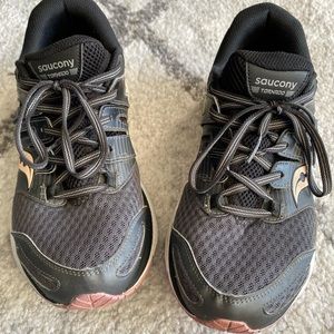 Saucony Tornado Running Shoes, Women's size 9